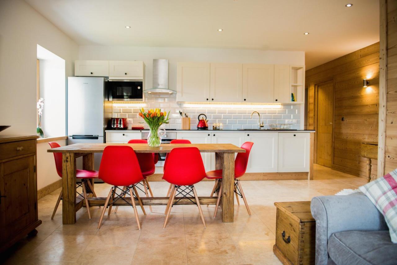 'Petite Ferme Les Bouts' Apartment, Sleeps 6, Nr Morzine La Cote d'Arbroz Екстер'єр фото